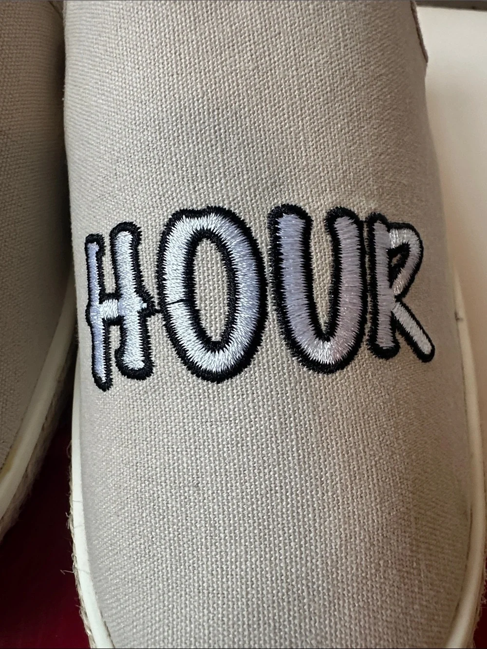 Aerosoles Beige Slip-On Canvas Mules with “HAPPY HOUR